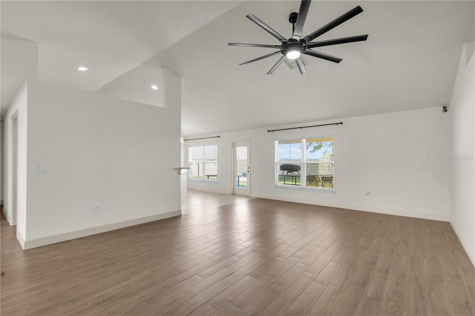 Image 20 of 46 For 9631 51st Circle