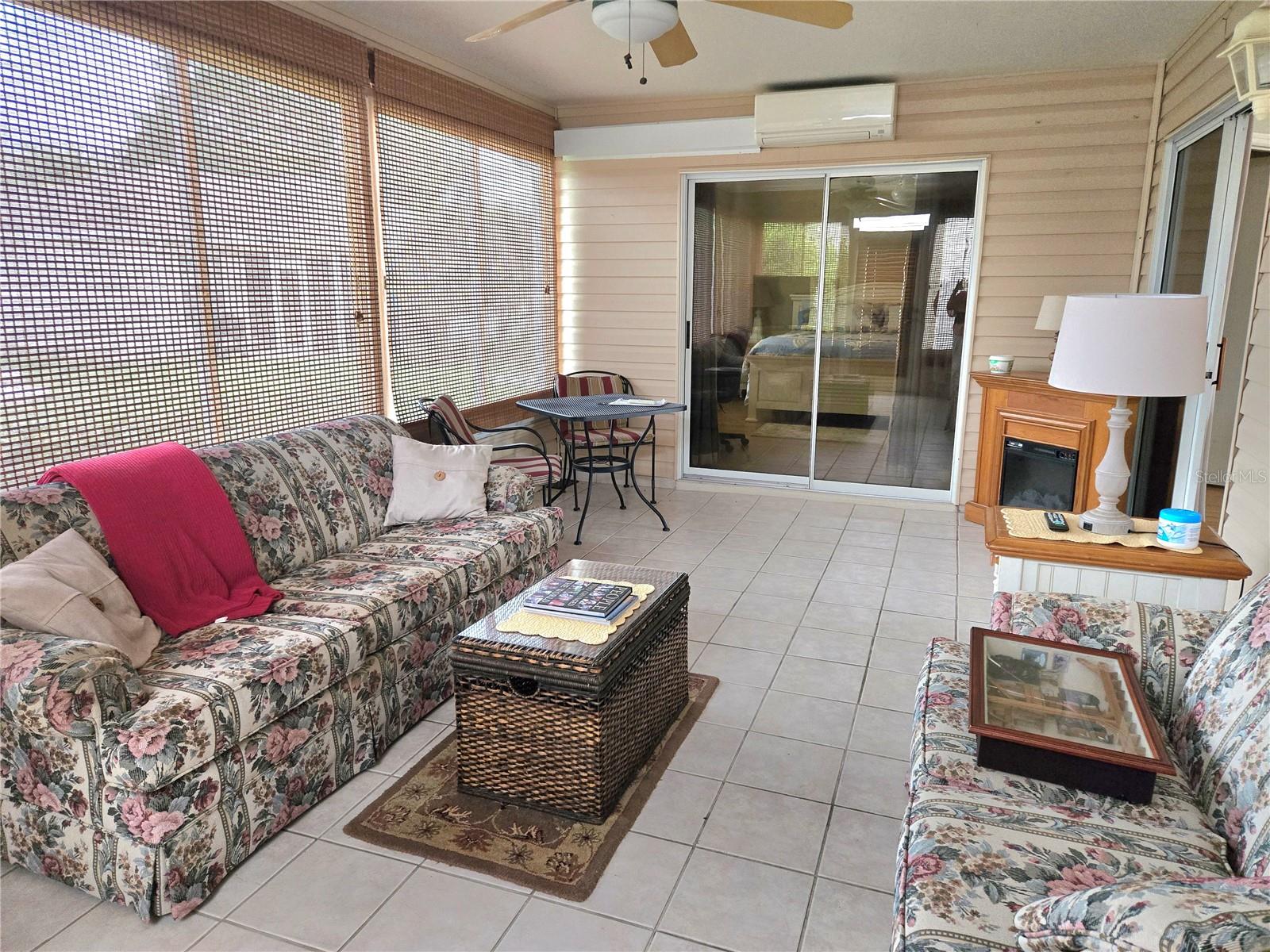 Image 12 of 15 For 3283 Candlebrook Street