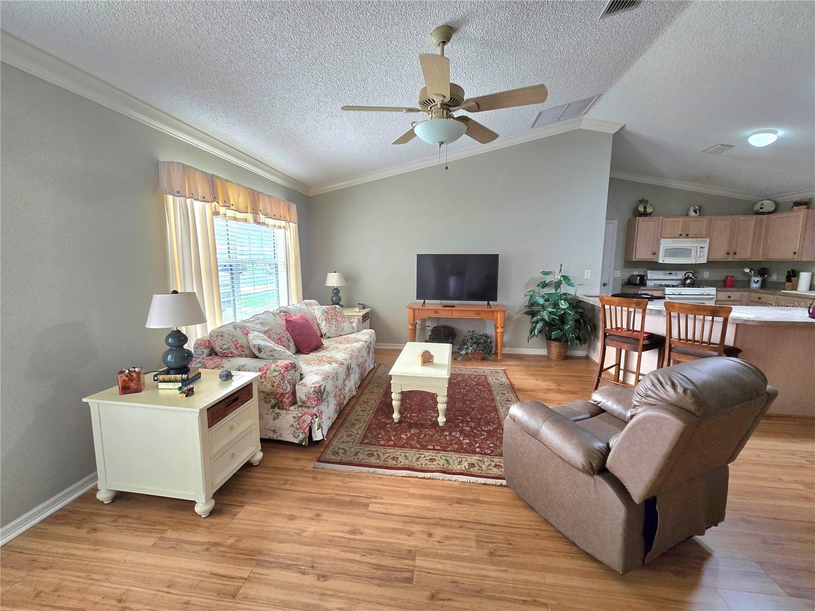 Image 3 of 15 For 3283 Candlebrook Street