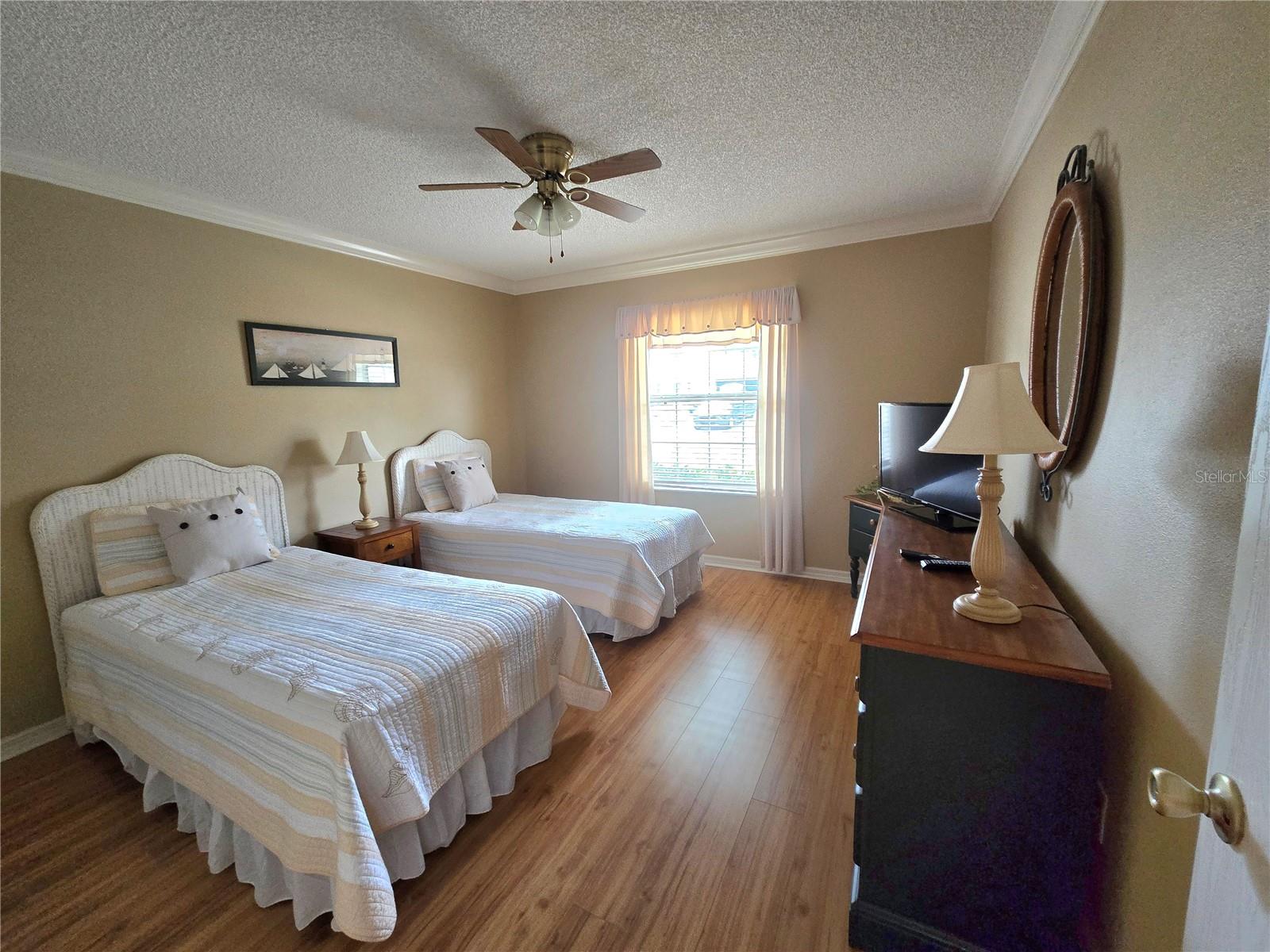 Image 9 of 15 For 3283 Candlebrook Street