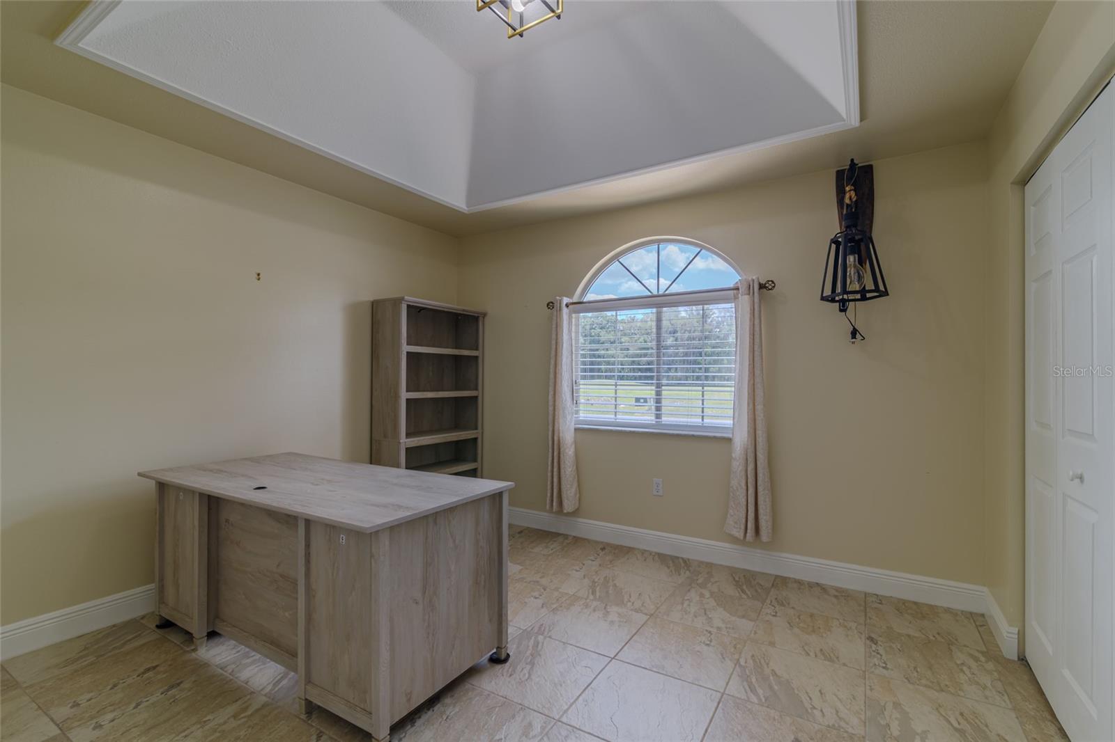 Image 17 of 38 For 5143 18th Street