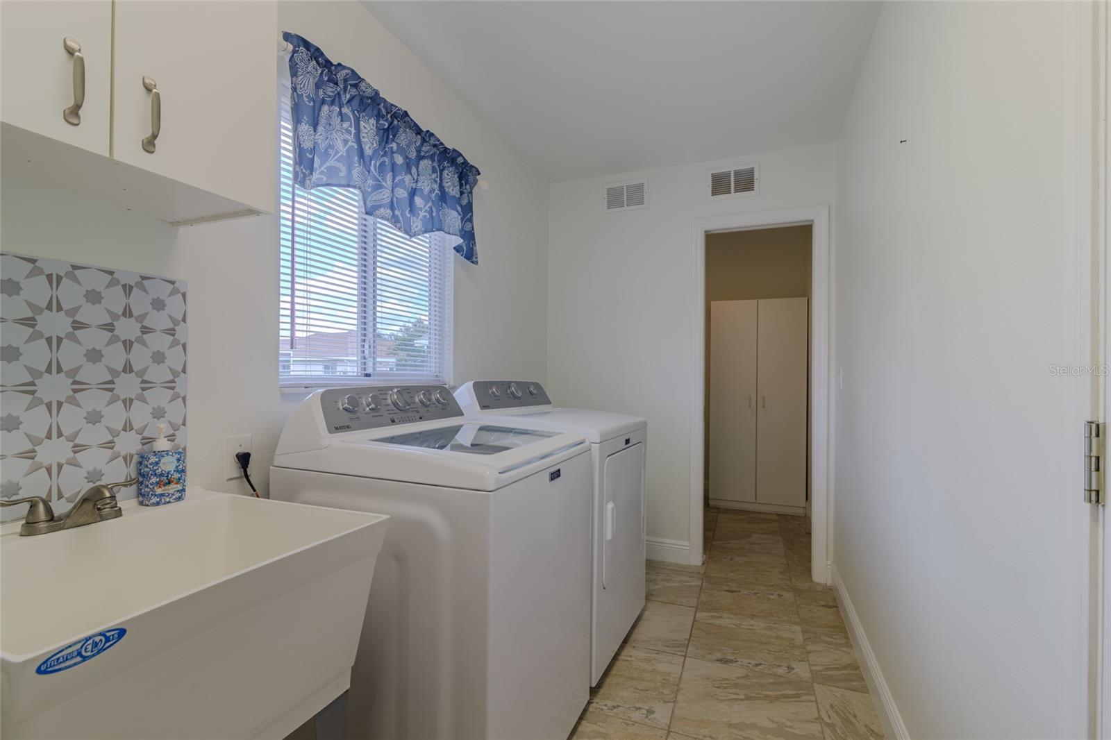 Image 20 of 38 For 5143 18th Street