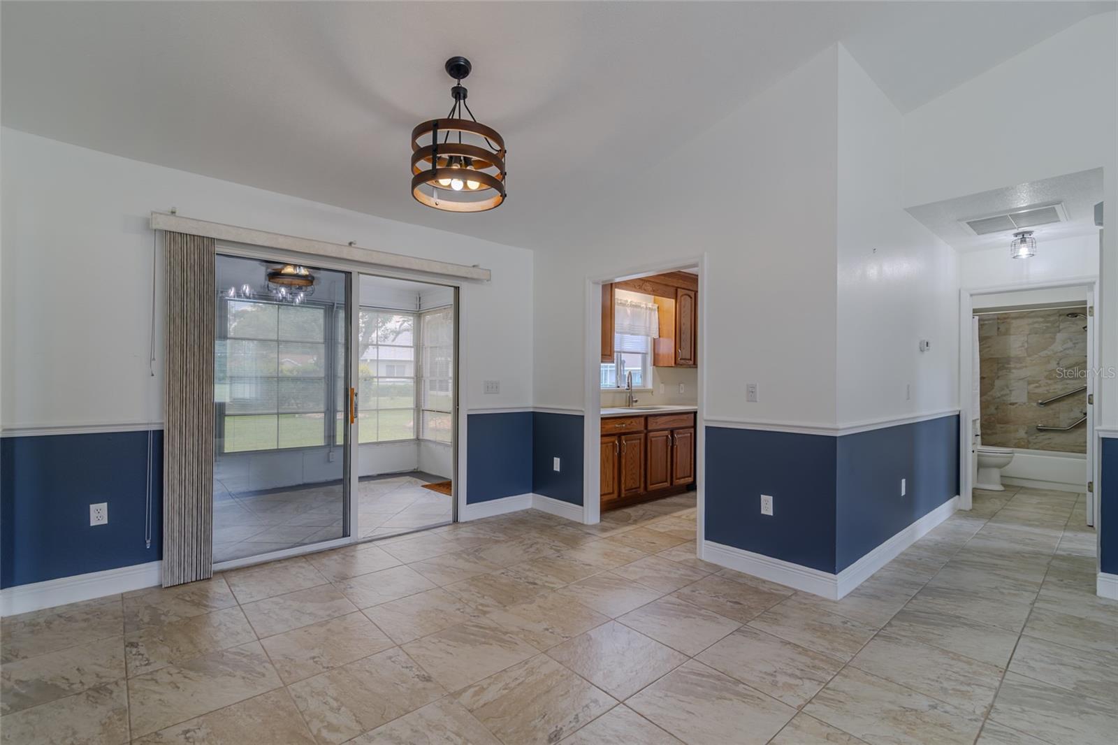 Image 5 of 38 For 5143 18th Street