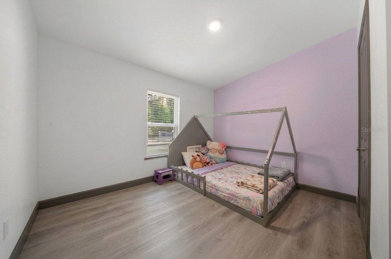 Image 9 of 16 For 3901 56th Avenue