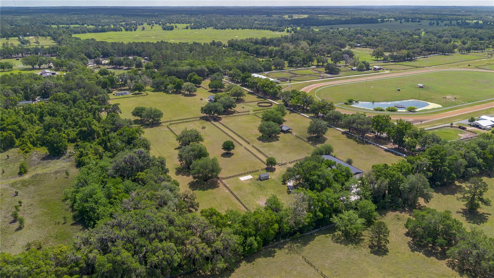 Listing photo id 8 for 14650 160th Avenue