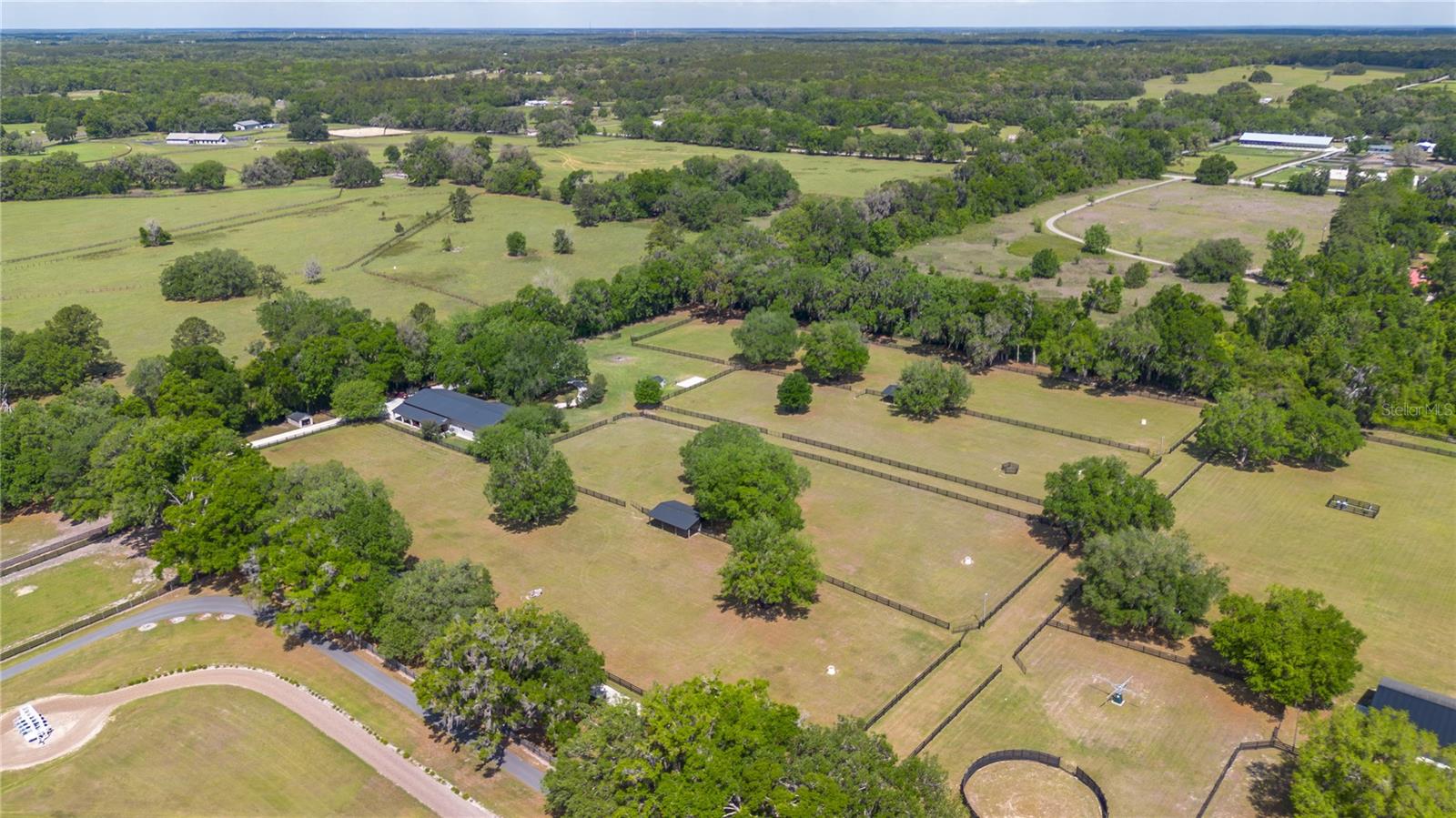 Listing photo id 11 for 14650 160th Avenue