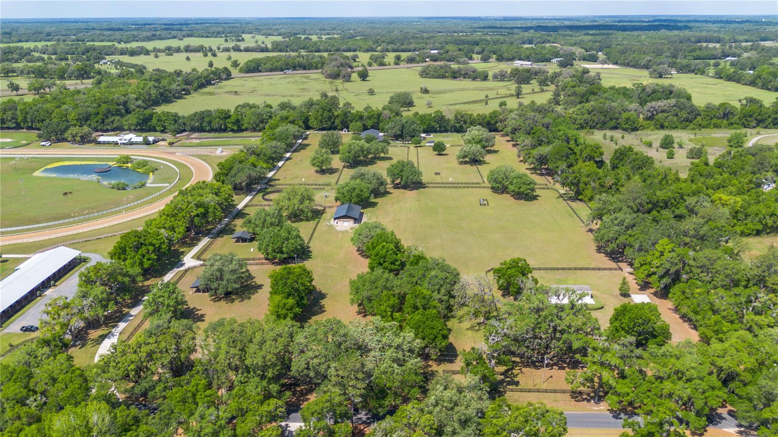 Listing photo id 18 for 14650 160th Avenue