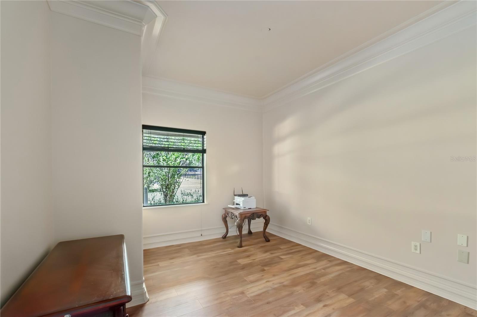 Listing photo id 39 for 14650 160th Avenue