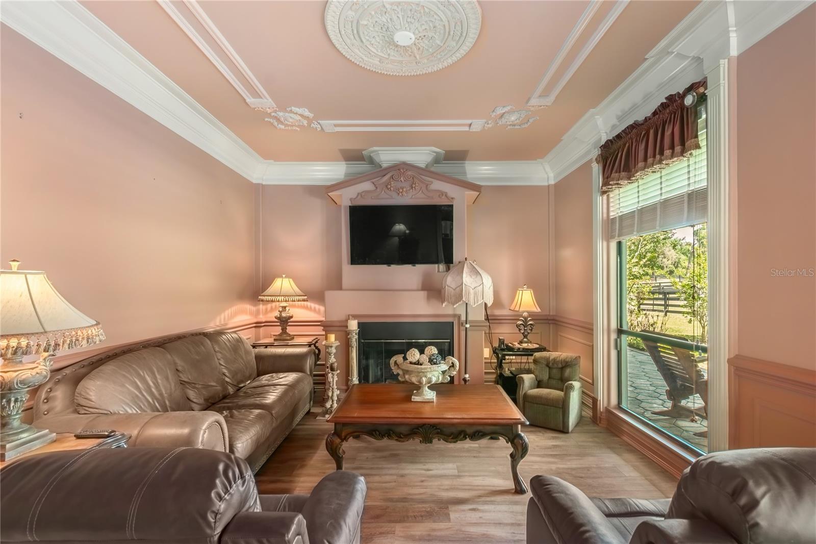 Listing photo id 43 for 14650 160th Avenue