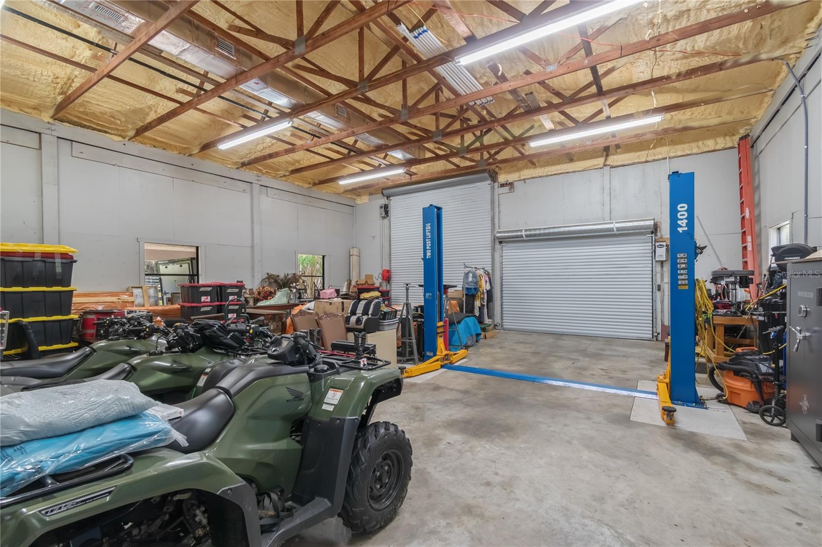 Listing photo id 54 for 14650 160th Avenue