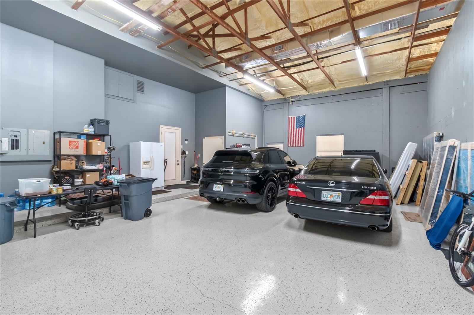 Listing photo id 55 for 14650 160th Avenue