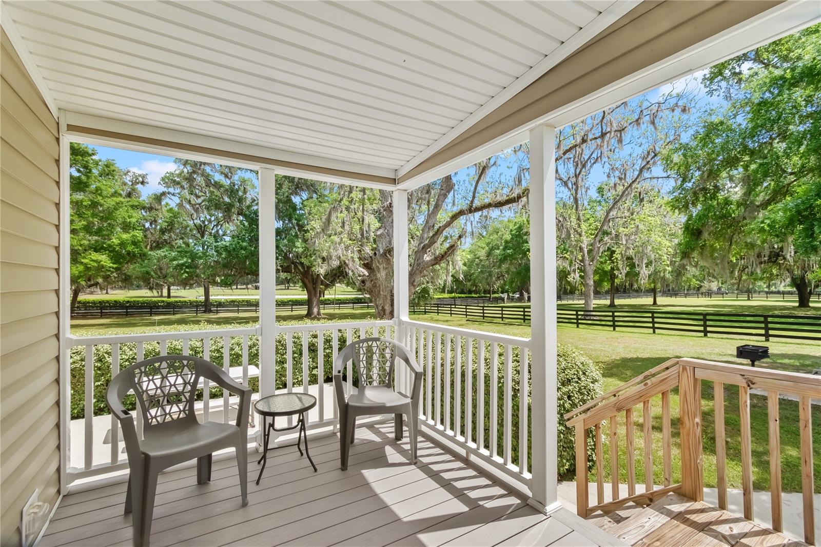 Listing photo id 87 for 14650 160th Avenue