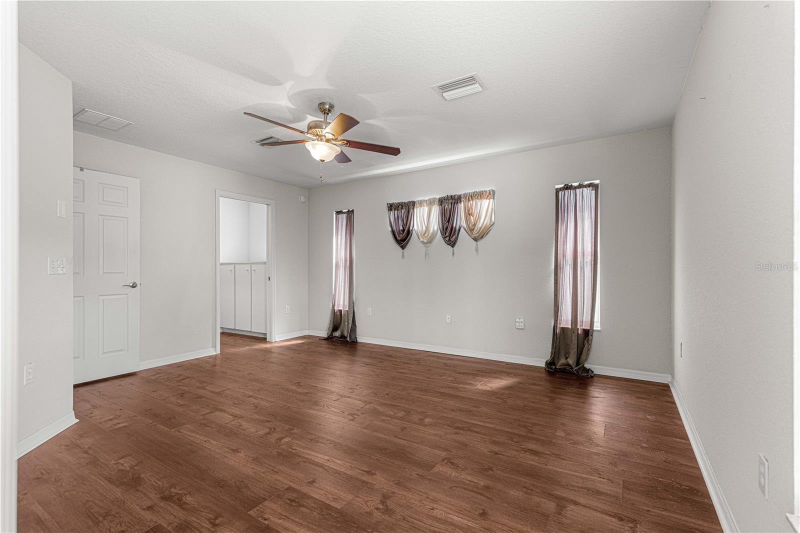 Image 11 of 35 For 2644 25th Street