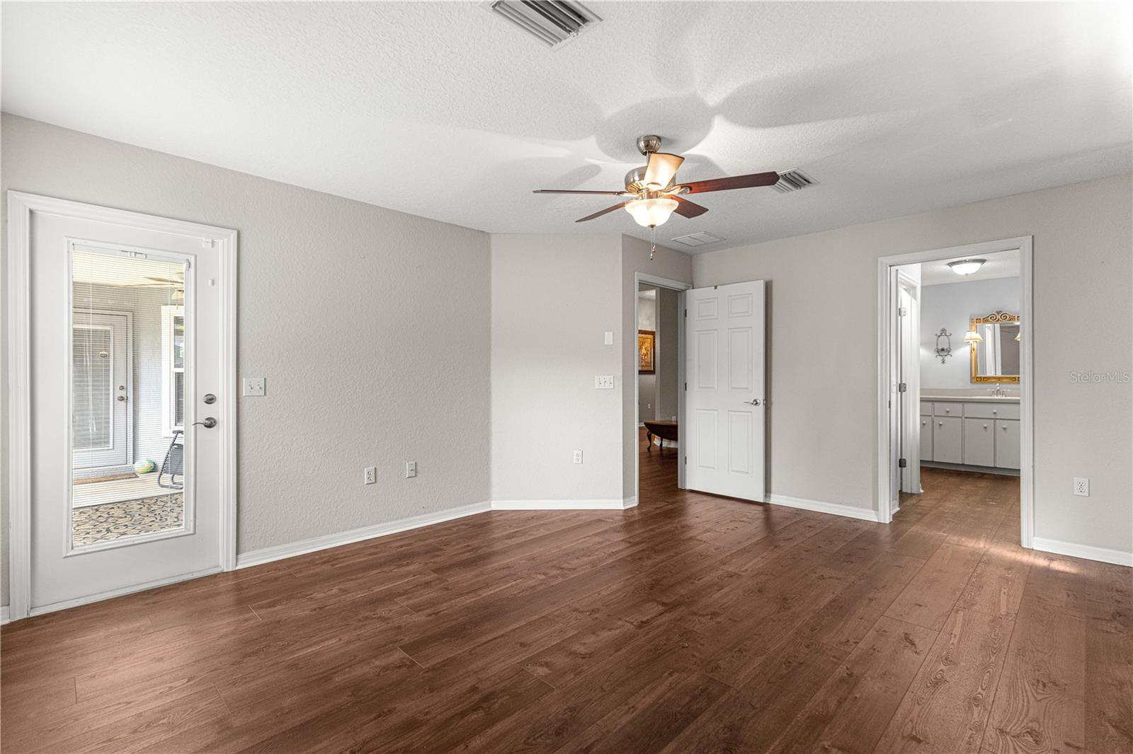 Image 12 of 35 For 2644 25th Street