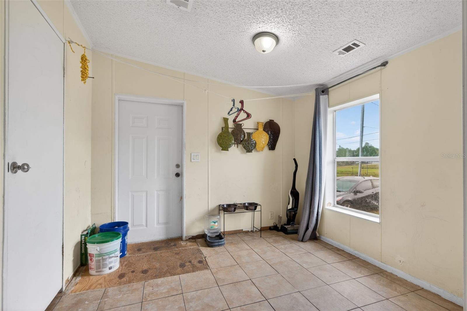 Image 18 of 30 For 14182 62nd Court