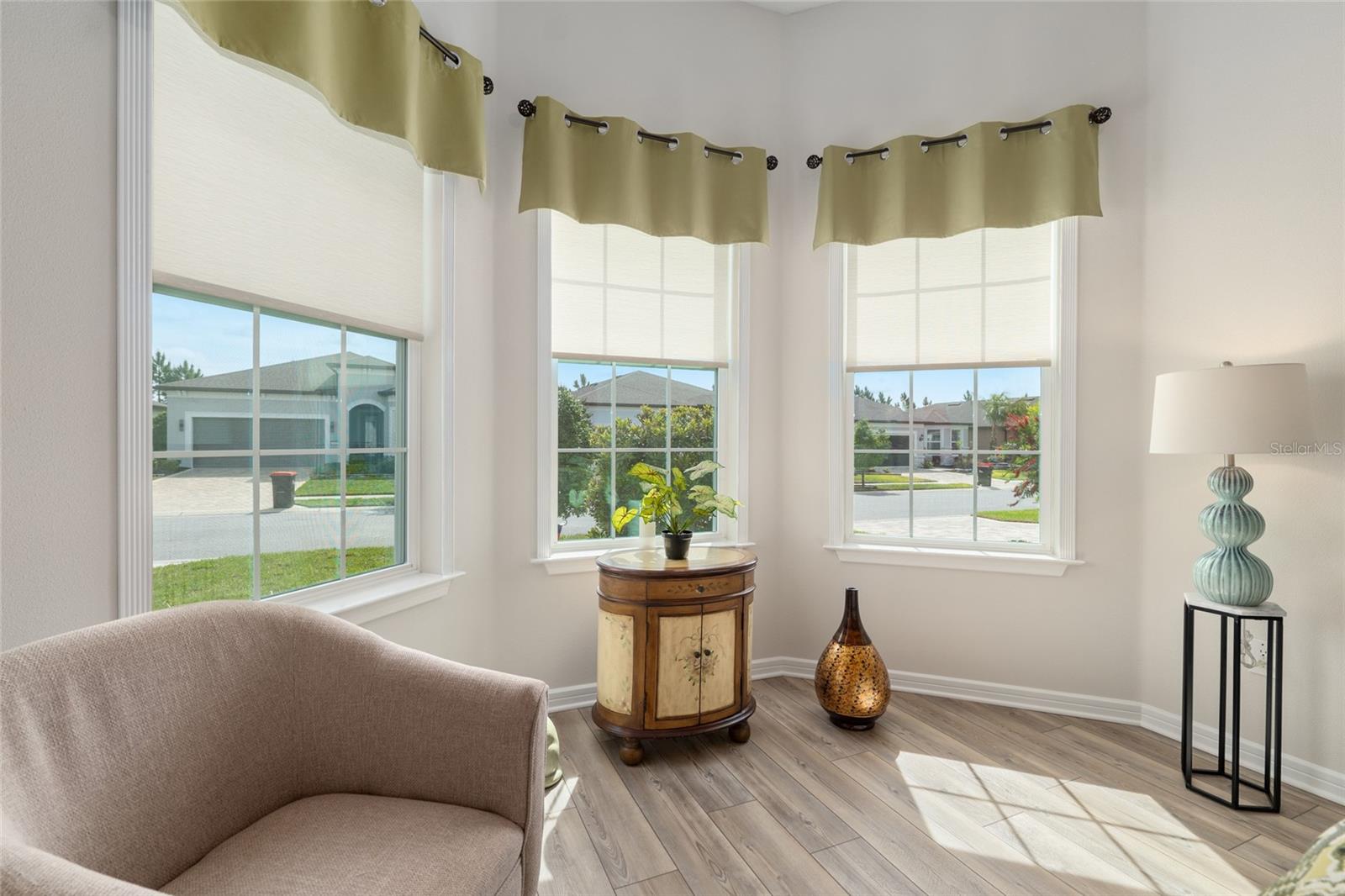 Image 39 of 71 For 5662 94th Avenue