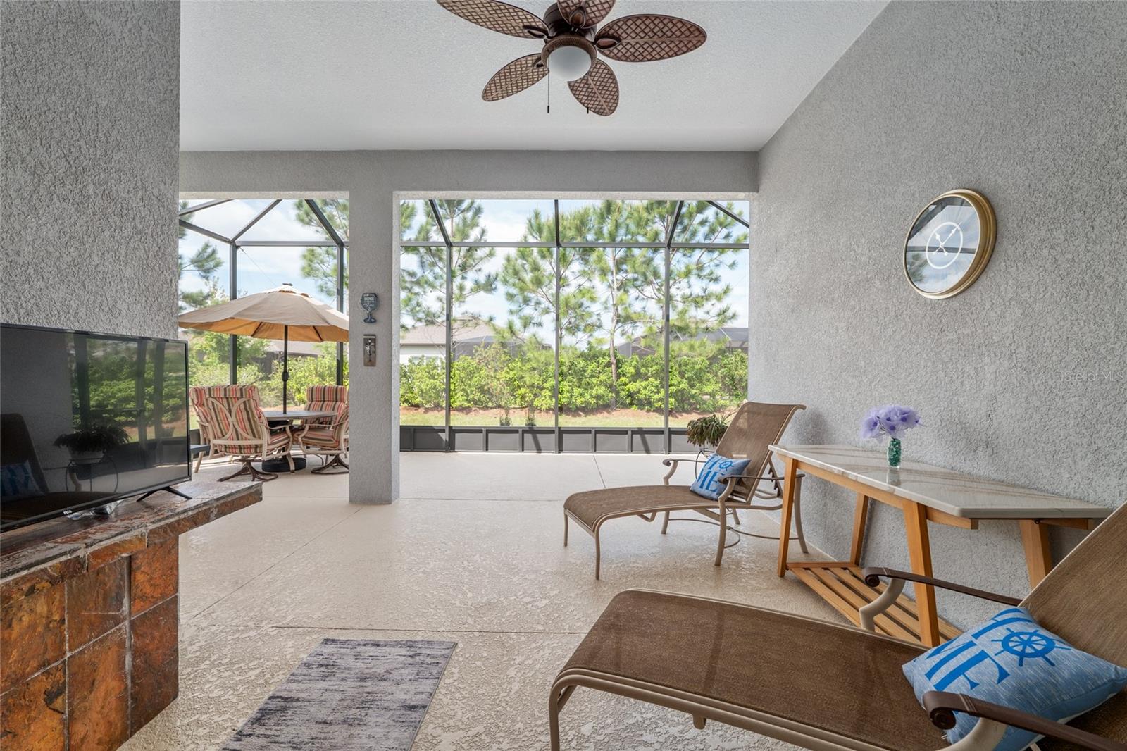 Image 47 of 71 For 5662 94th Avenue