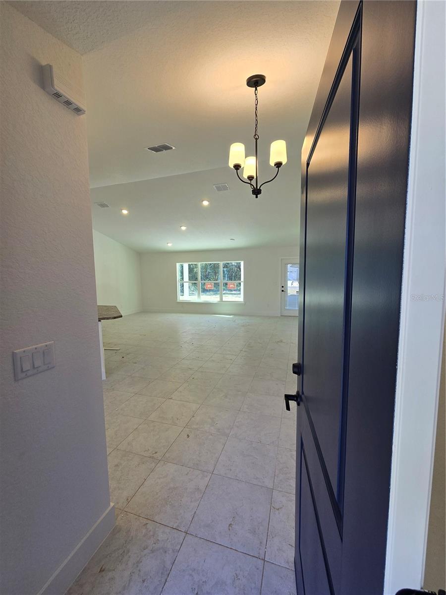 Image 6 of 17 For 2525 Clearwood Drive