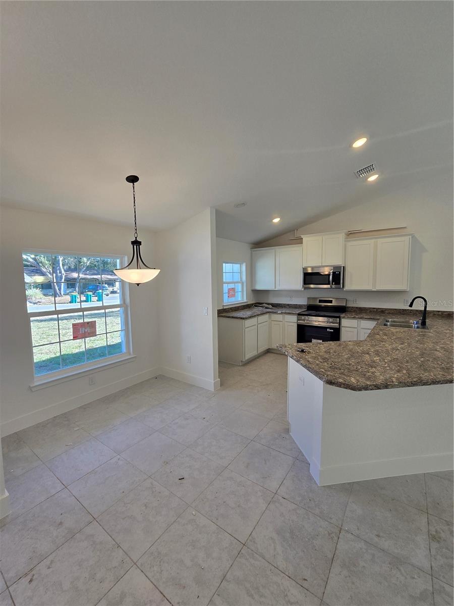 Image 7 of 17 For 2525 Clearwood Drive