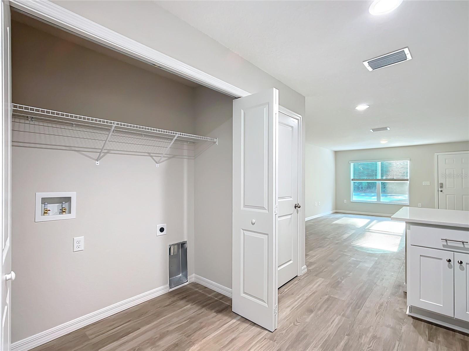 Image 10 of 25 For 11010 Edith Point