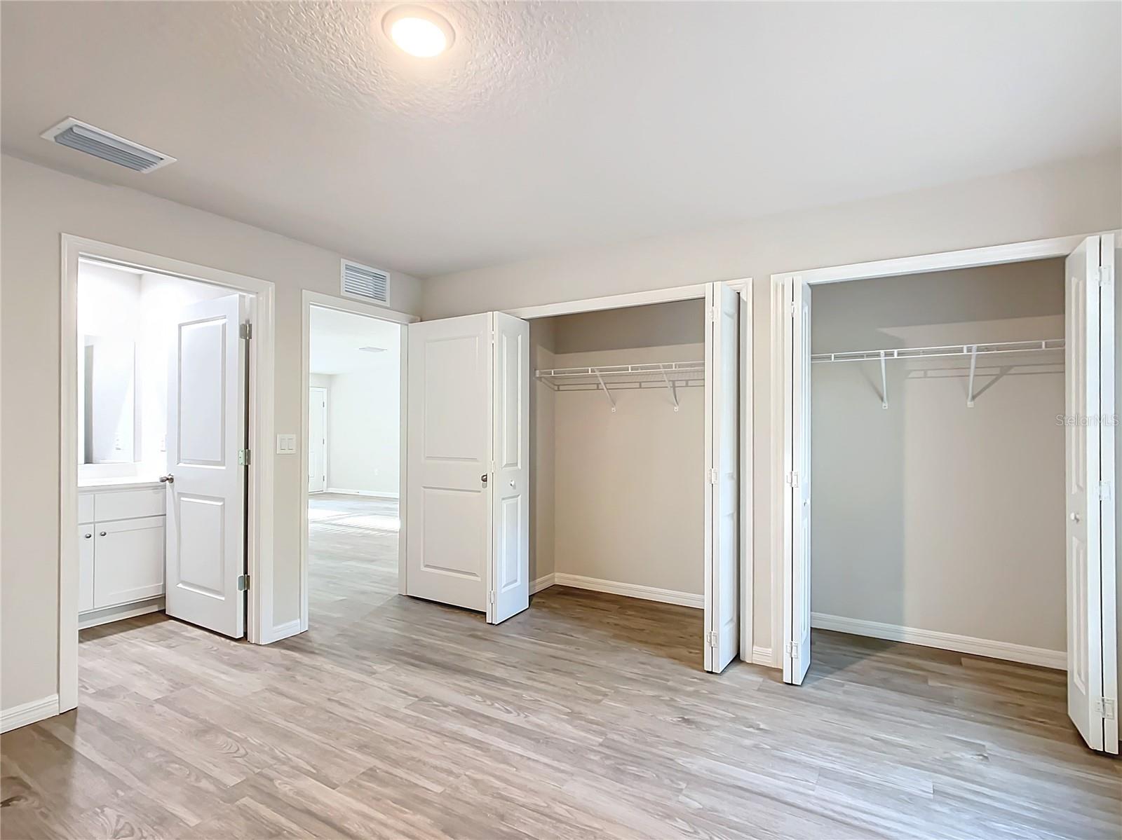 Image 12 of 25 For 11010 Edith Point