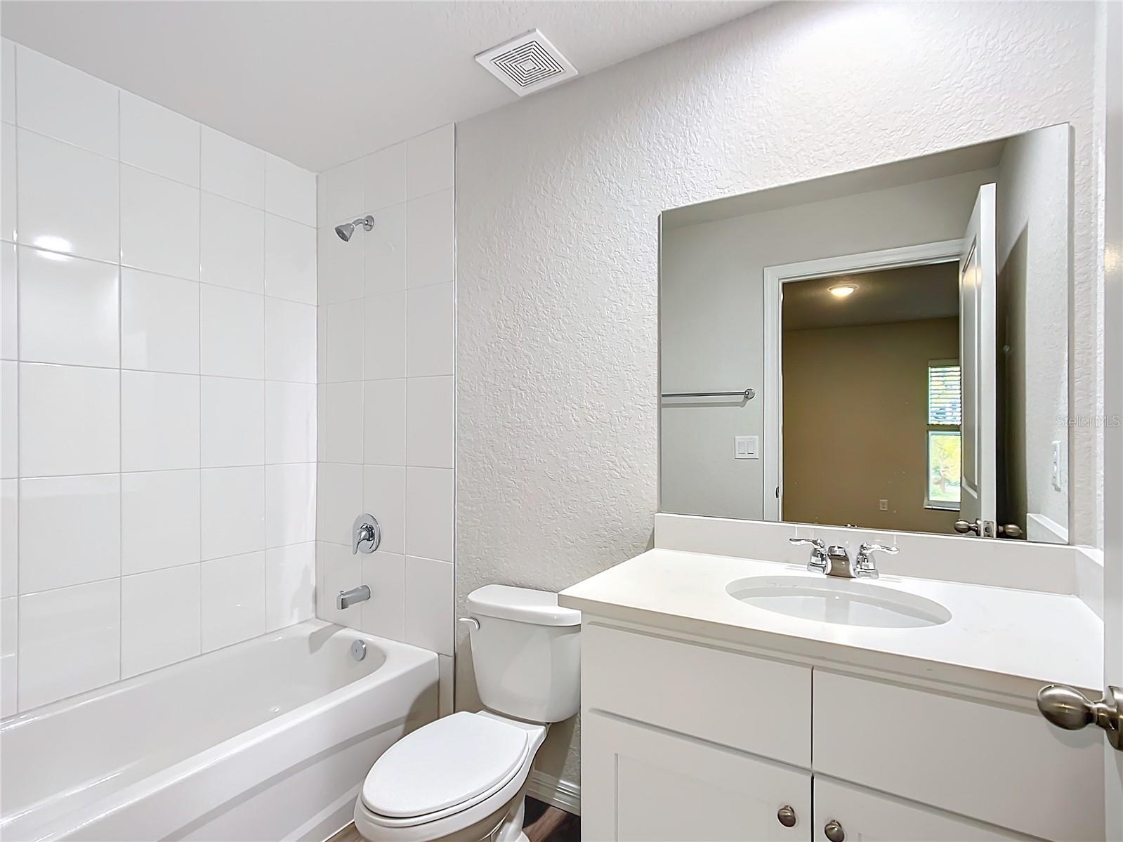 Image 13 of 25 For 11010 Edith Point