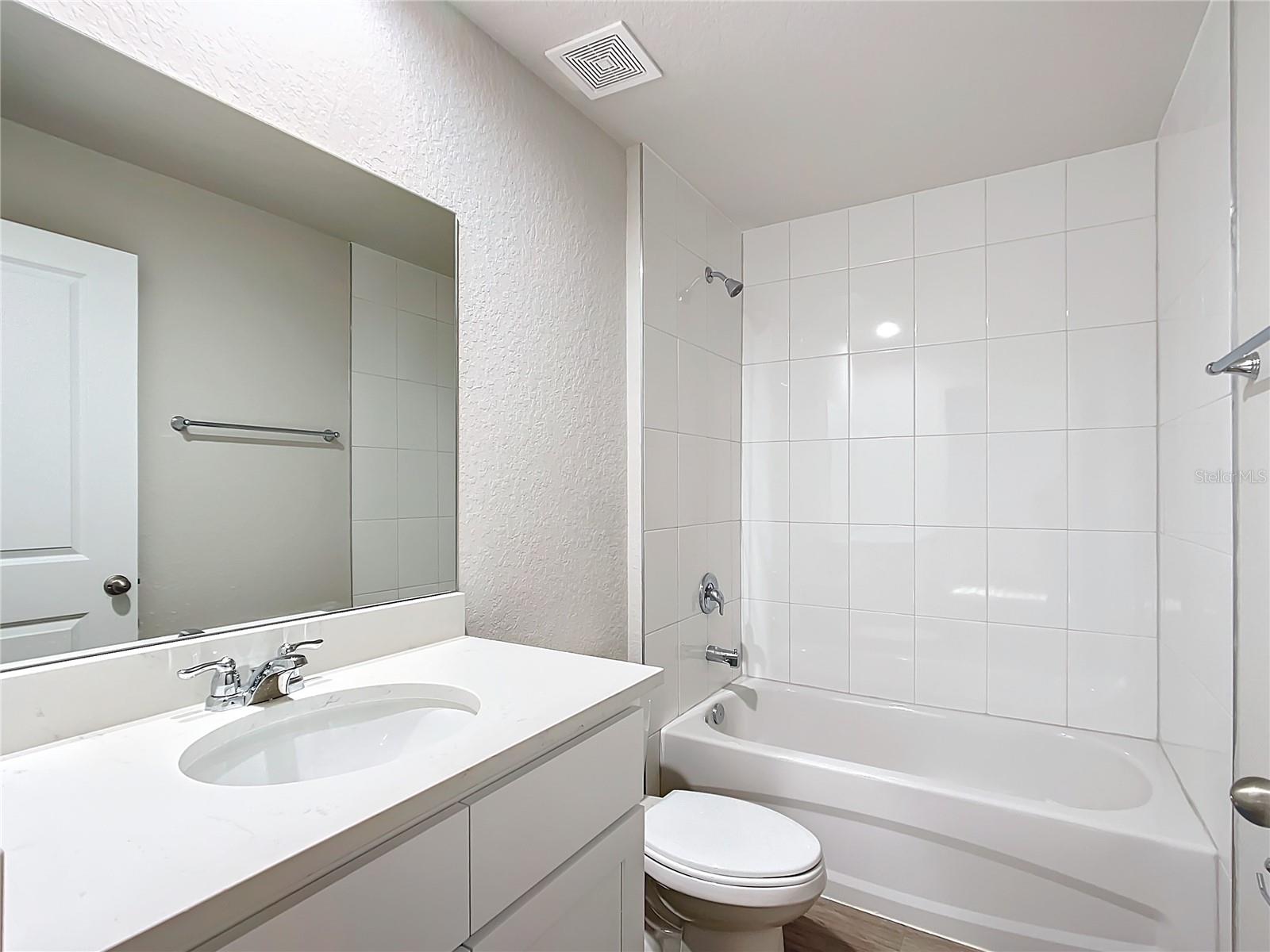 Image 15 of 25 For 11010 Edith Point