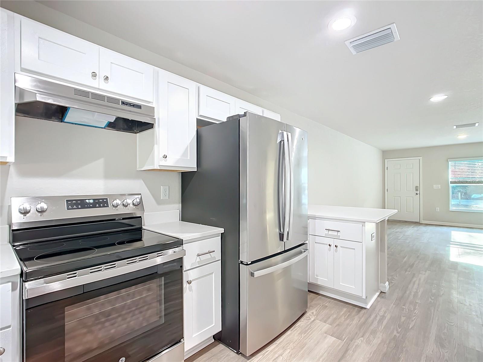 Image 20 of 25 For 11010 Edith Point