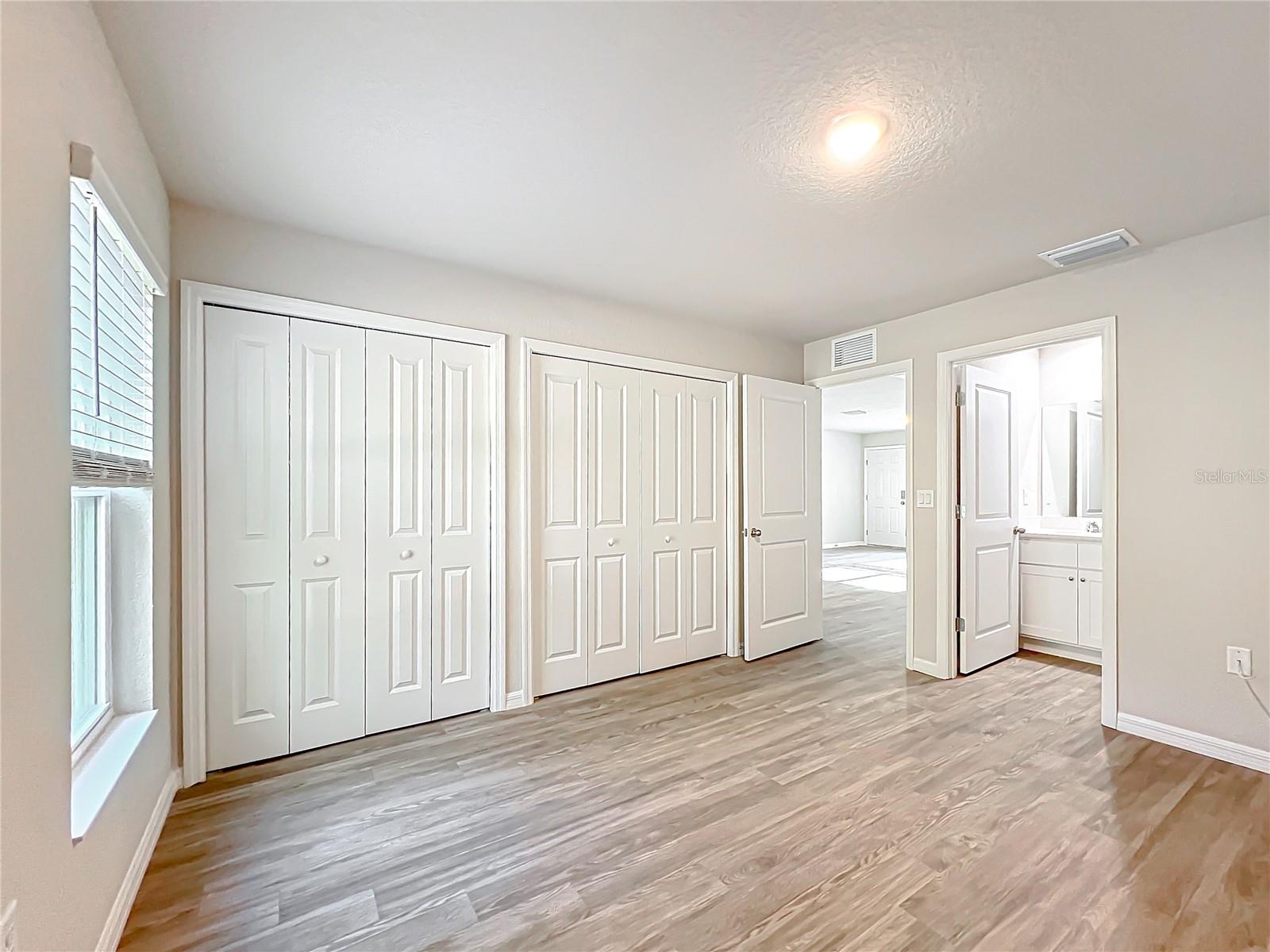 Image 22 of 25 For 11010 Edith Point