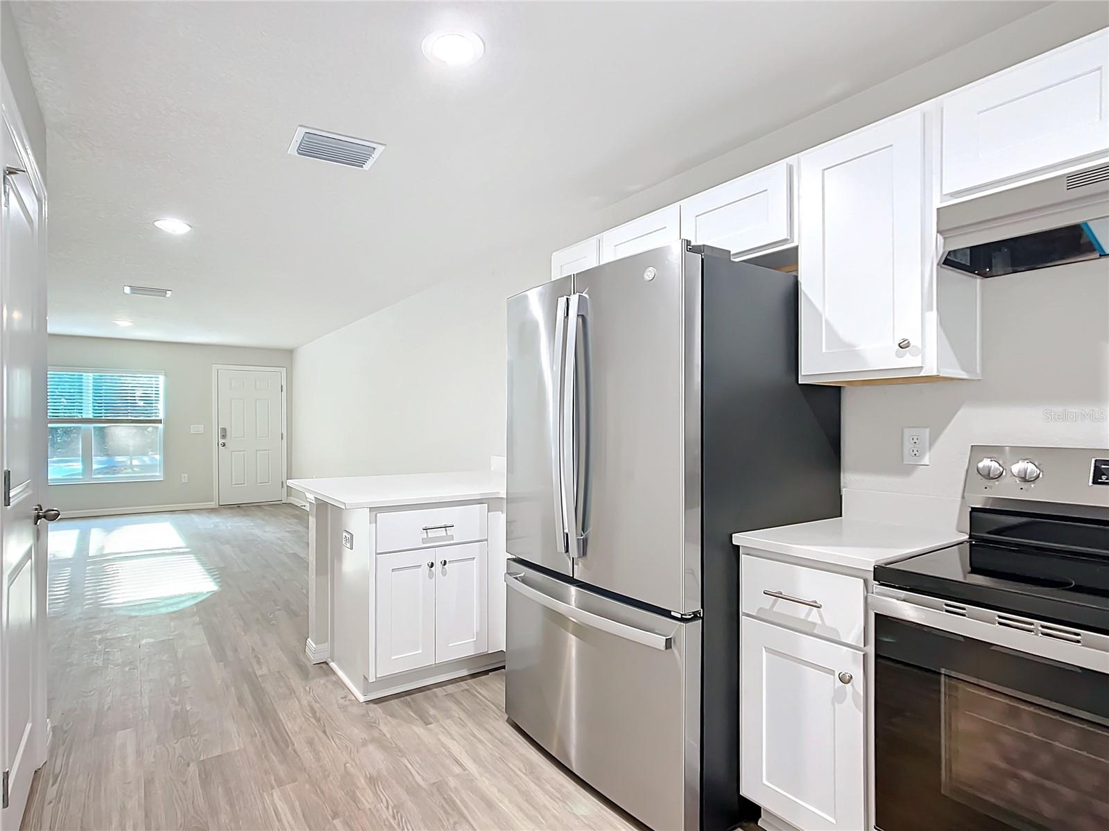 Image 9 of 25 For 11010 Edith Point