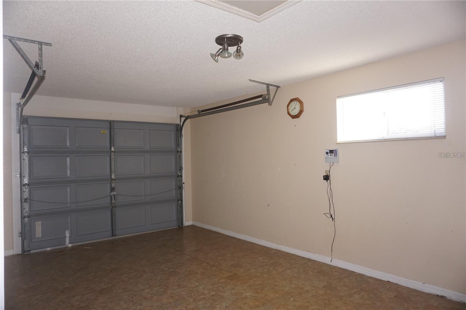 Image 17 of 22 For 10832 85th Ter Terrace