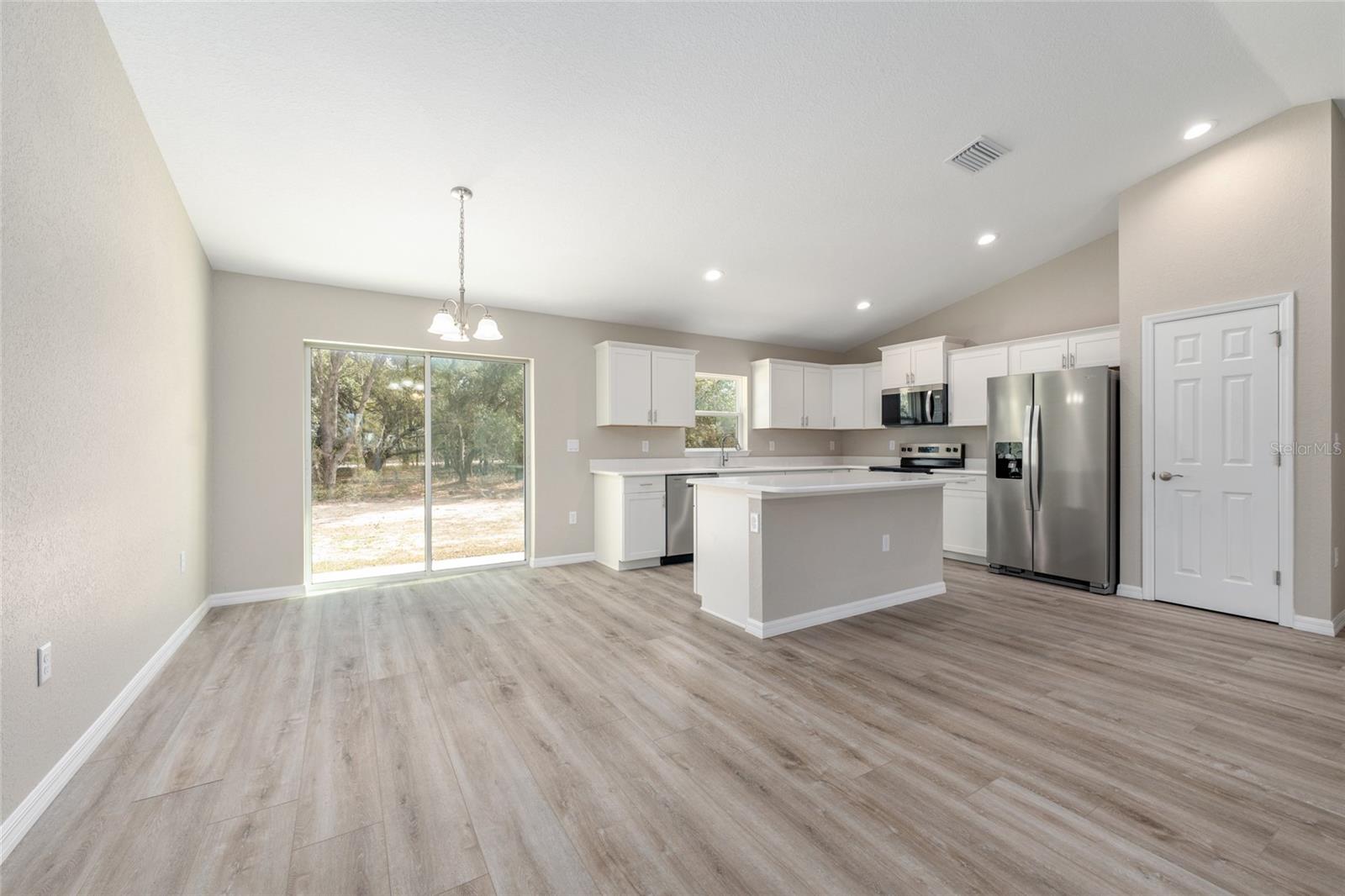 Image 12 of 32 For 14274 34th Court