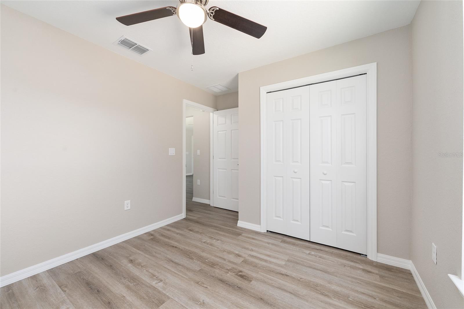 Image 20 of 24 For 14073 33rd Terrace