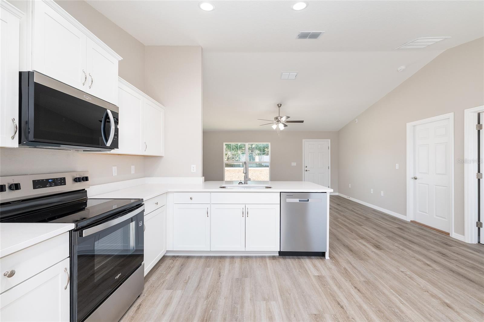 Image 3 of 24 For 14073 33rd Terrace