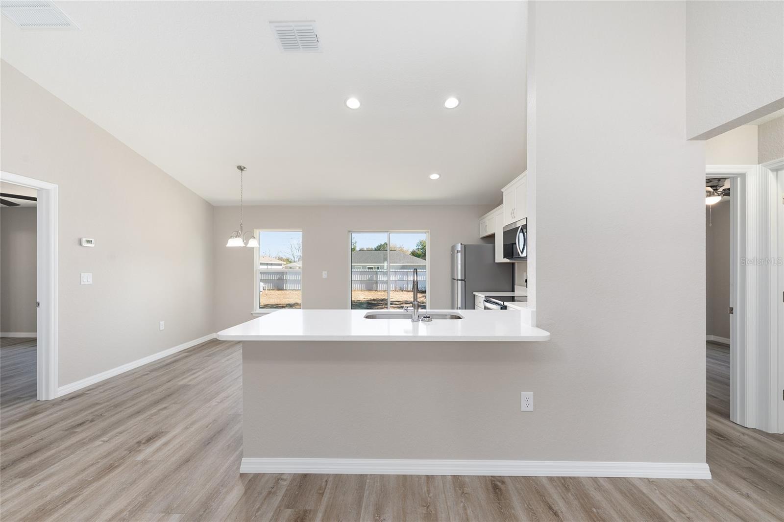 Image 4 of 24 For 14073 33rd Terrace