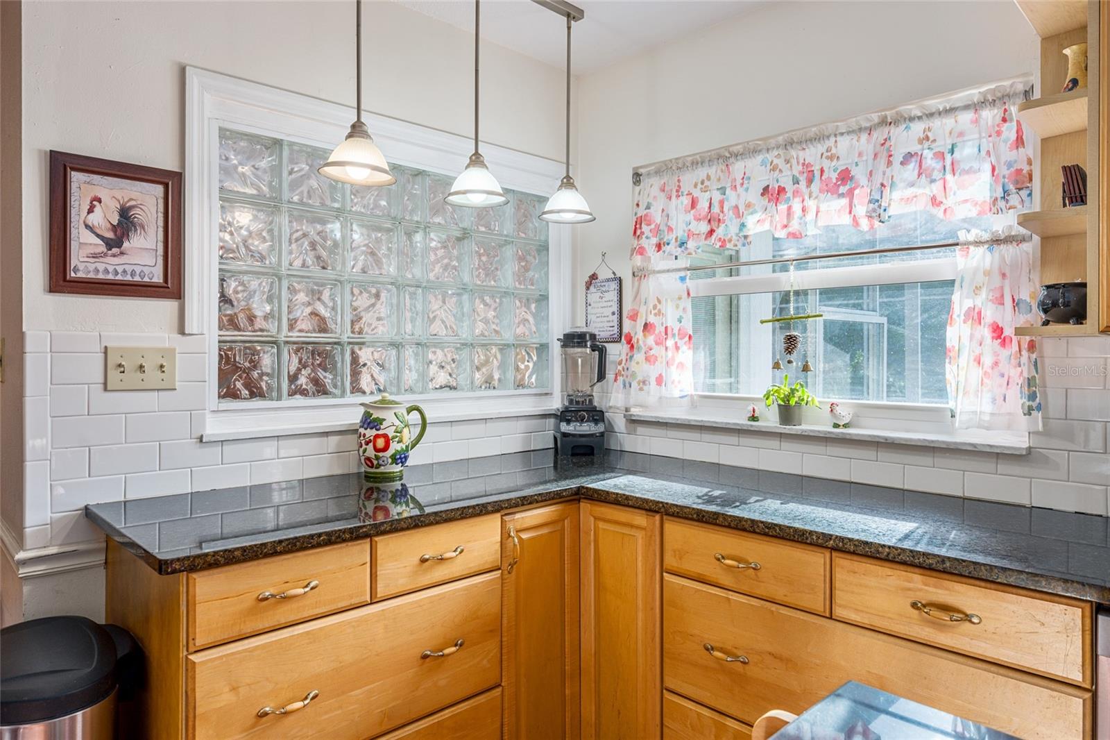 Listing photo id 8 for 1008 Mildred Avenue