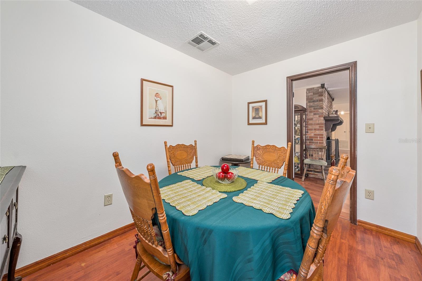 Listing photo id 14 for 1008 Mildred Avenue