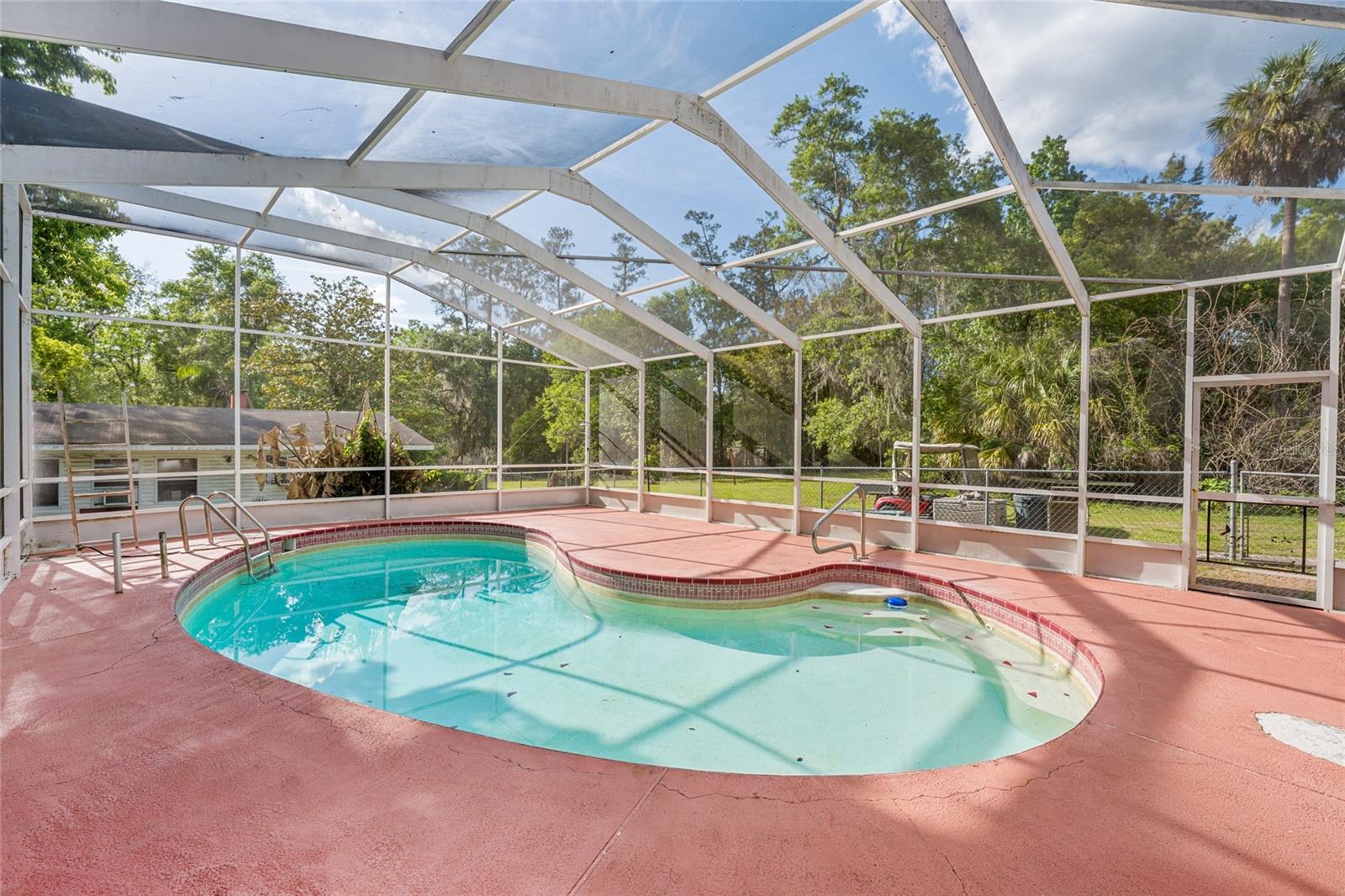 Listing photo id 27 for 1008 Mildred Avenue