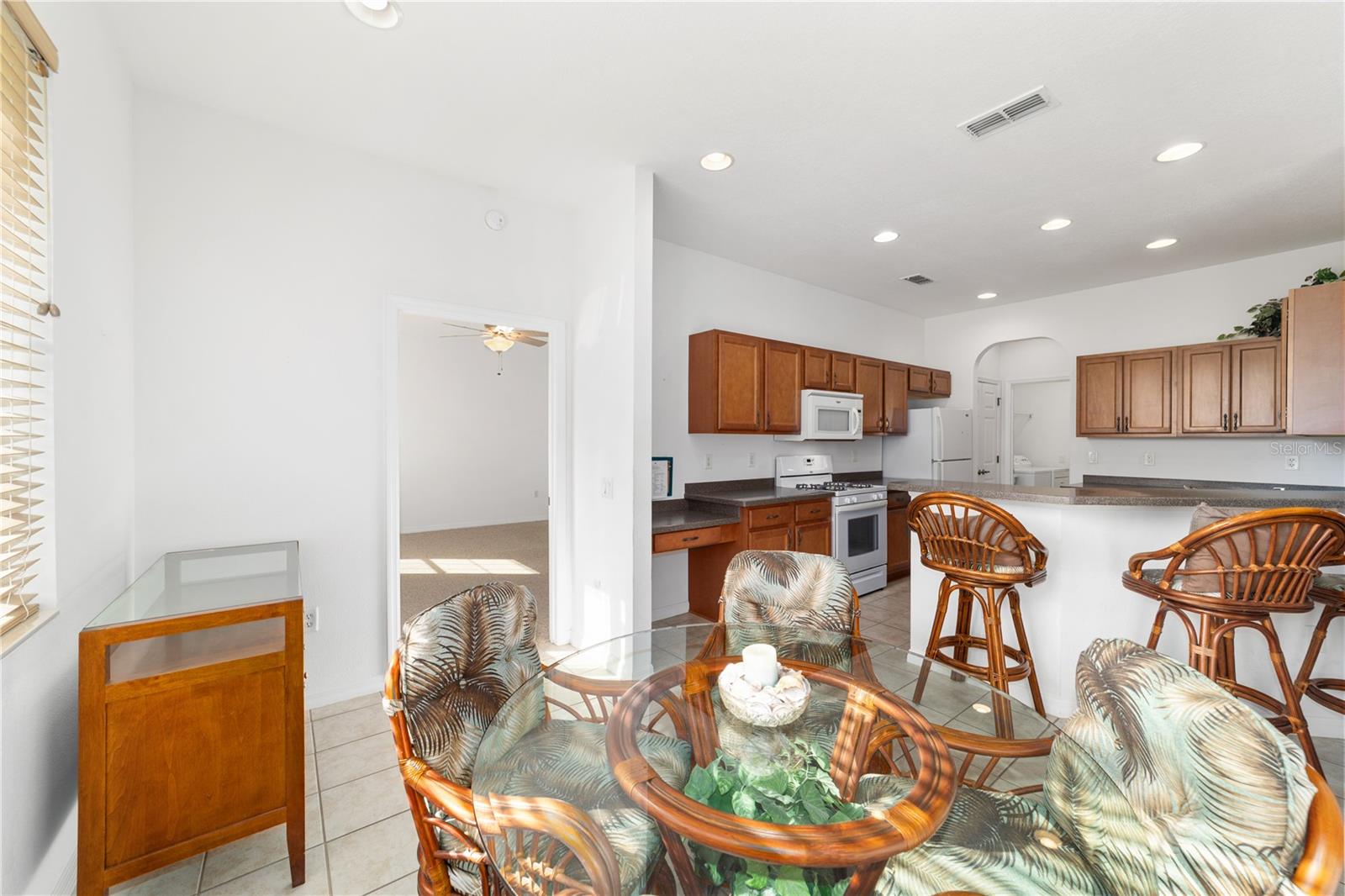 Image 27 of 58 For 8404 82nd Circle