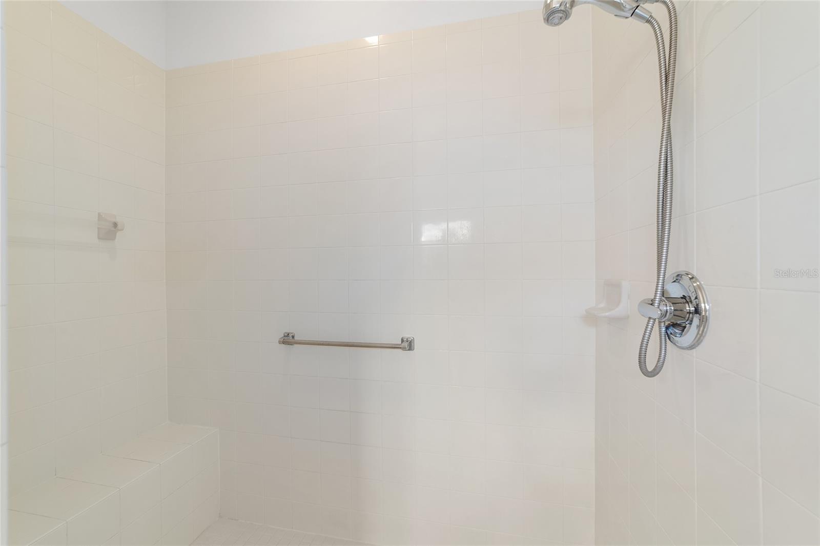 Image 37 of 58 For 8404 82nd Circle