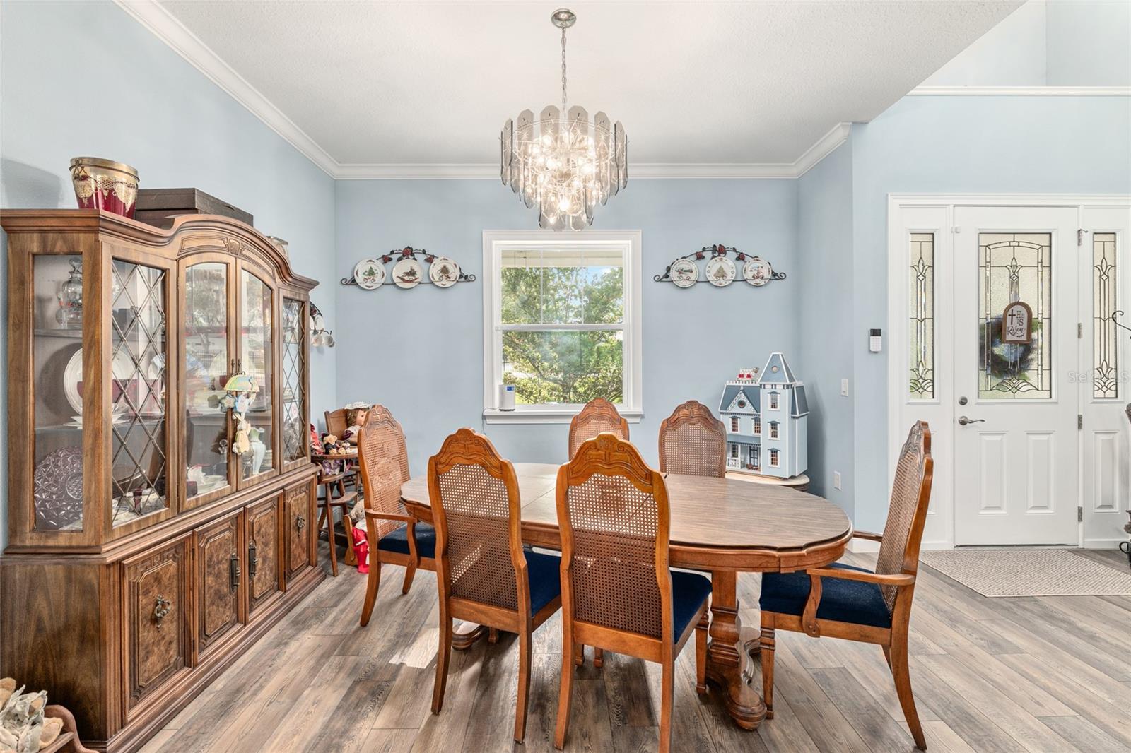 Image 15 of 81 For 206 15th Avenue