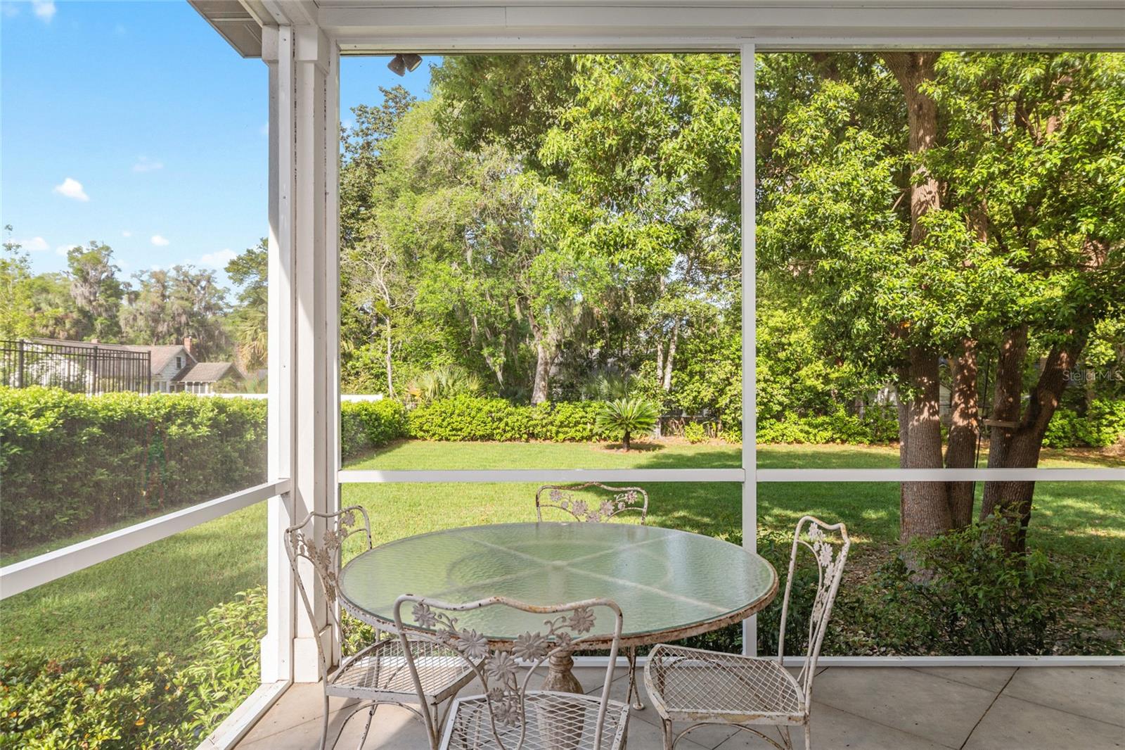 Image 54 of 81 For 206 15th Avenue