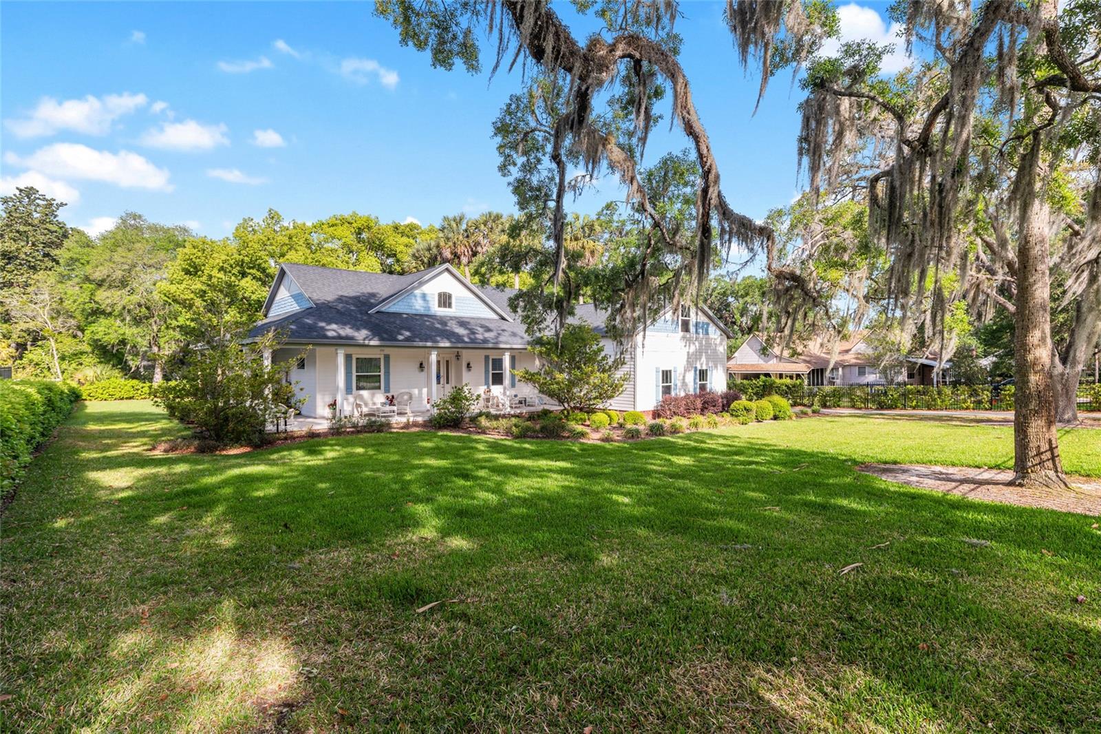 Image 59 of 81 For 206 15th Avenue