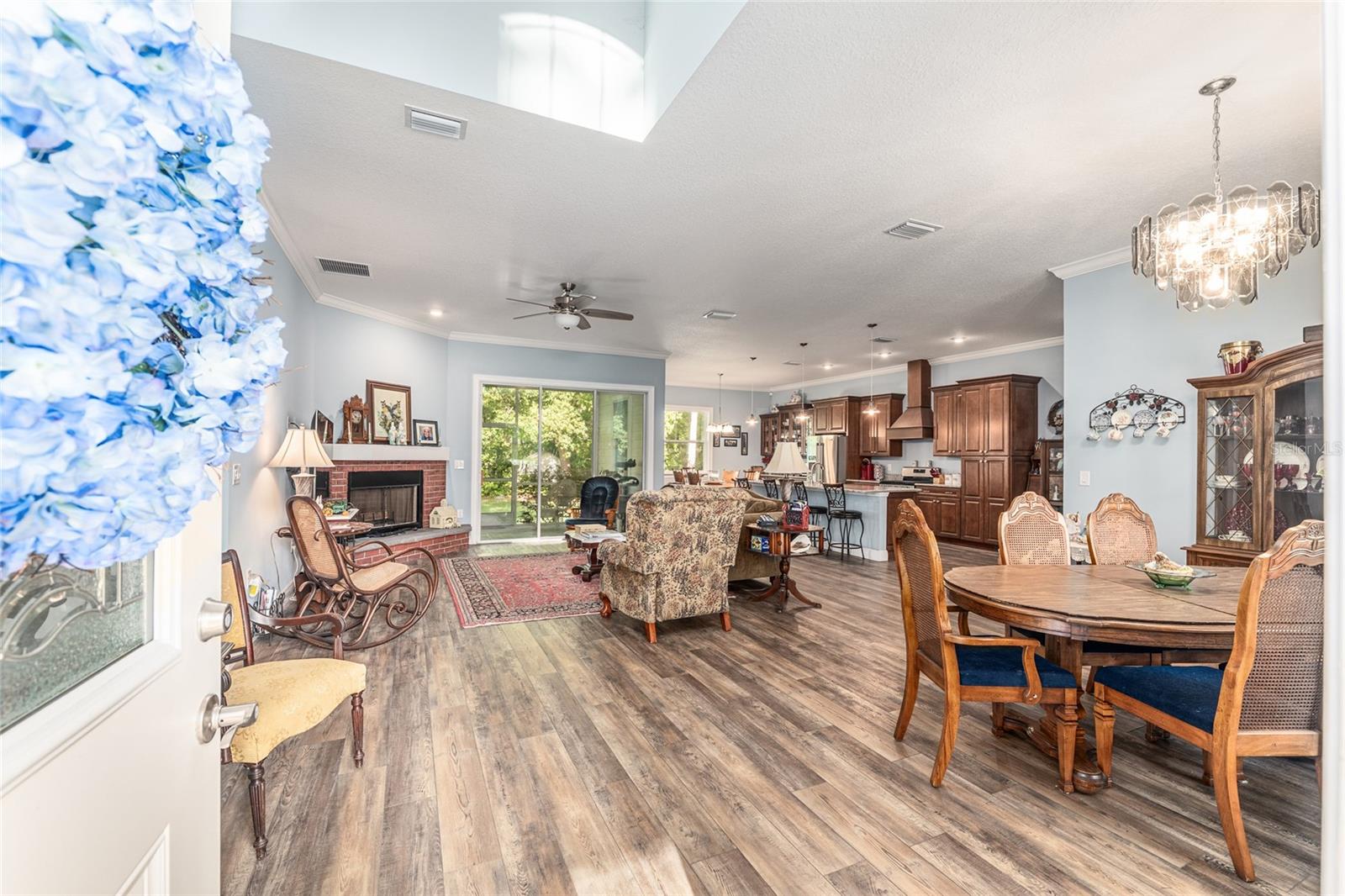 Image 7 of 81 For 206 15th Avenue