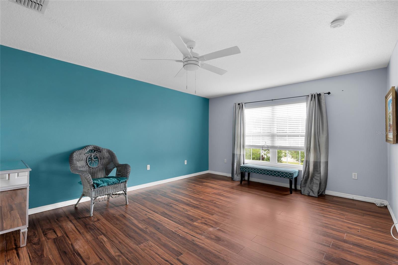 Image 22 of 45 For 4002 104th Street