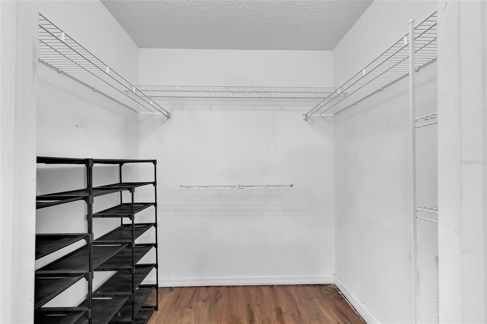 Image 23 of 45 For 4002 104th Street