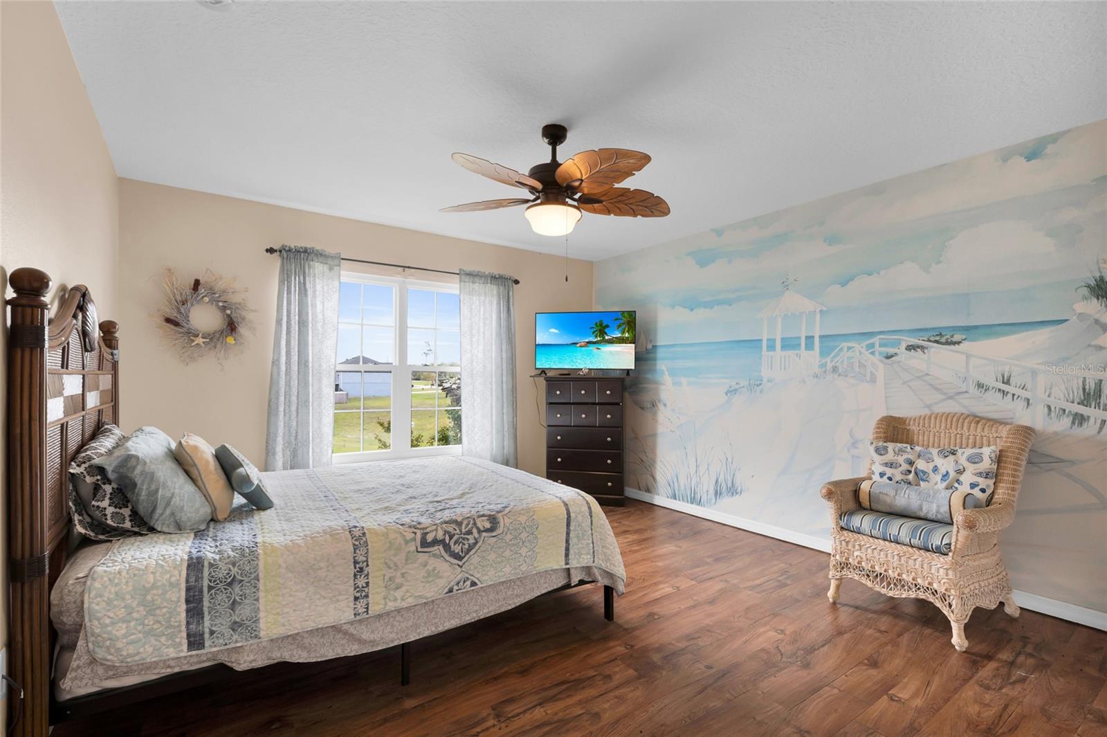 Image 28 of 45 For 4002 104th Street