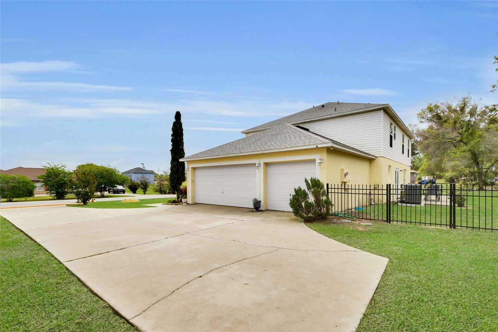 Image 38 of 45 For 4002 104th Street