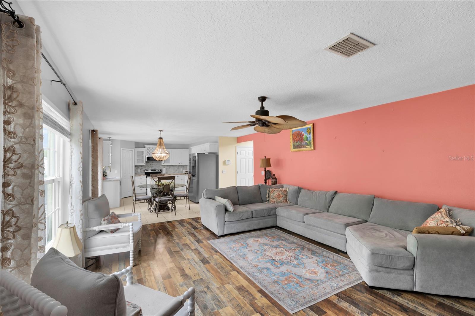 Image 9 of 45 For 4002 104th Street