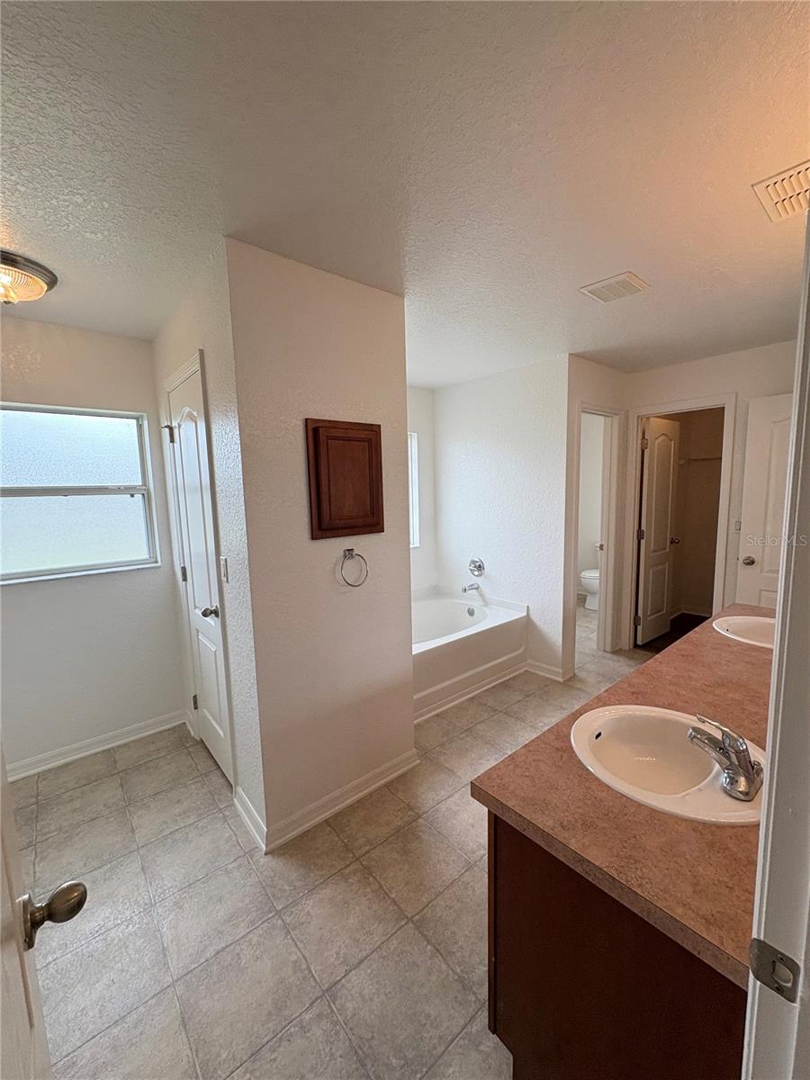 Image 19 of 41 For 9880 56th Avenue